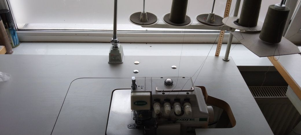 Overlock 5-nitkowy zoje