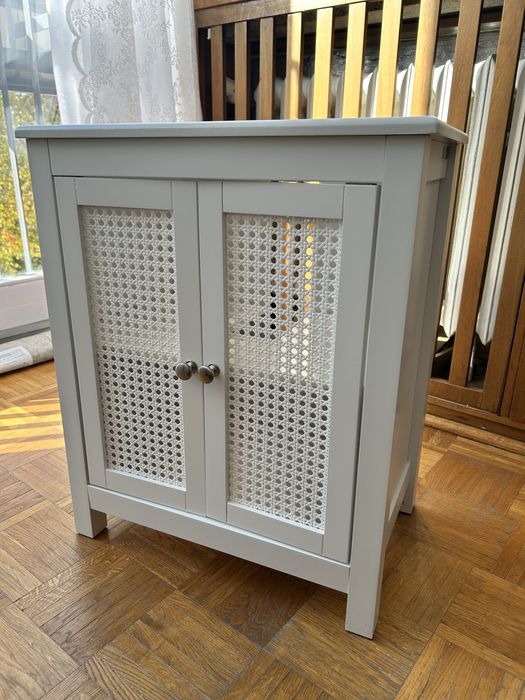 Szafka drewniana pod umywalkę