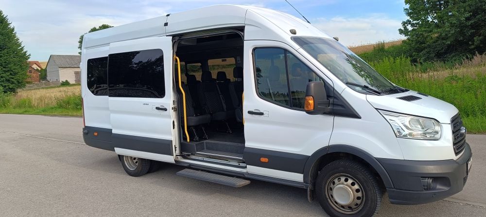 Ford Transit Autobus