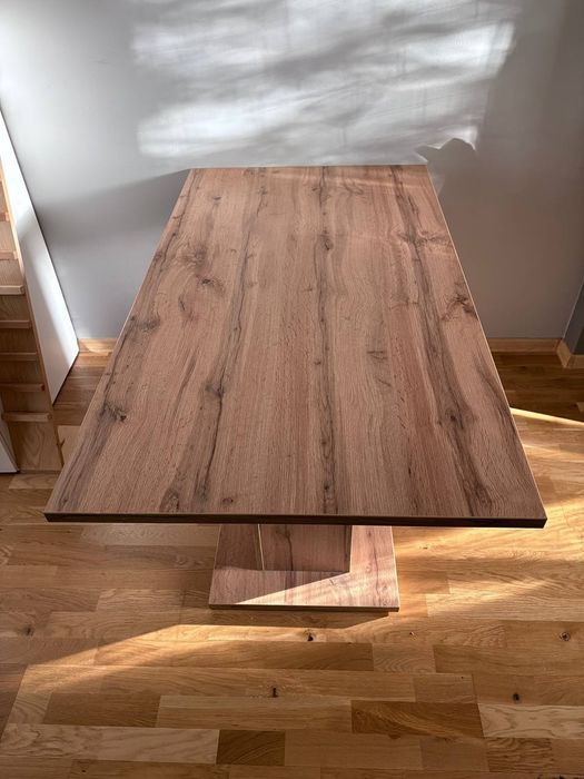 Stół do jadalni dąb wotan biały