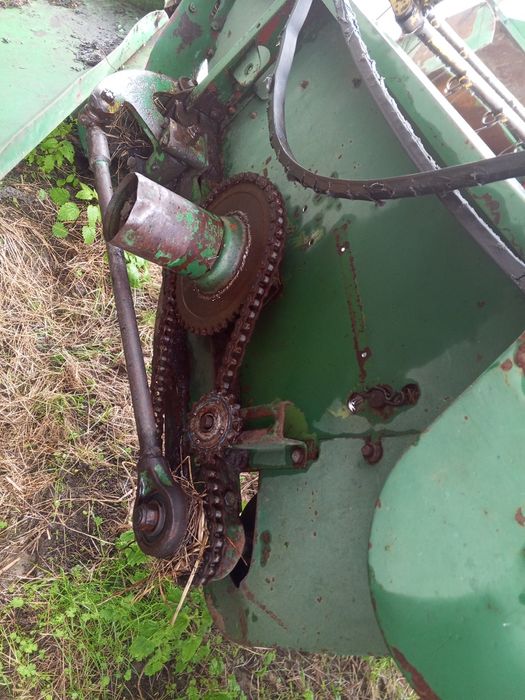 Запчастини на Комбайн John Deere 3 клавішний