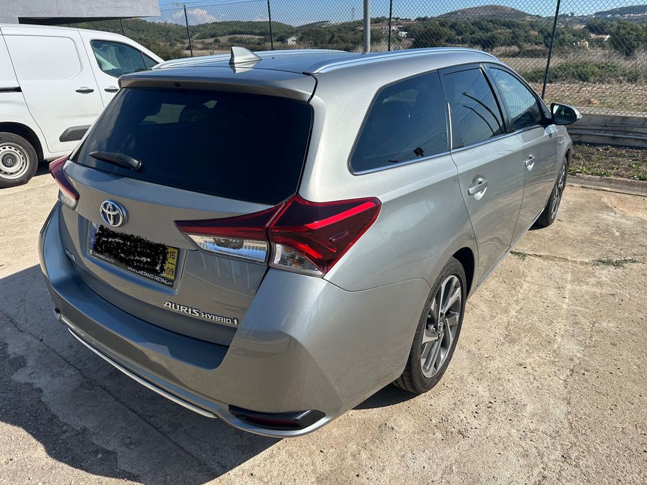 Toyota Auris TS 1.8 Hybrid
