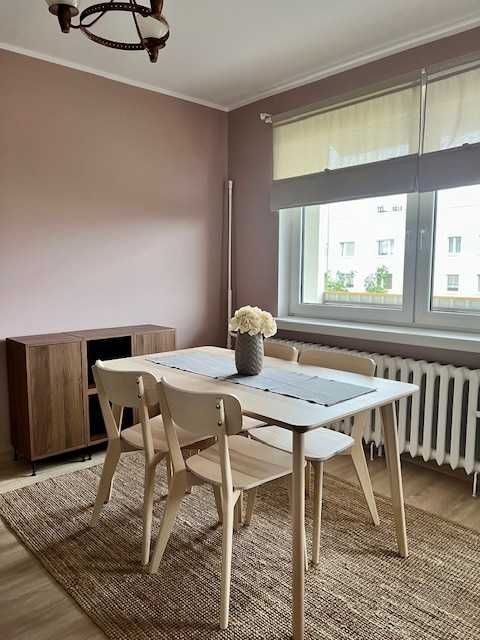 48 m2 mieszkanie po generalnym remoncie – Żory, os. 700-lecia