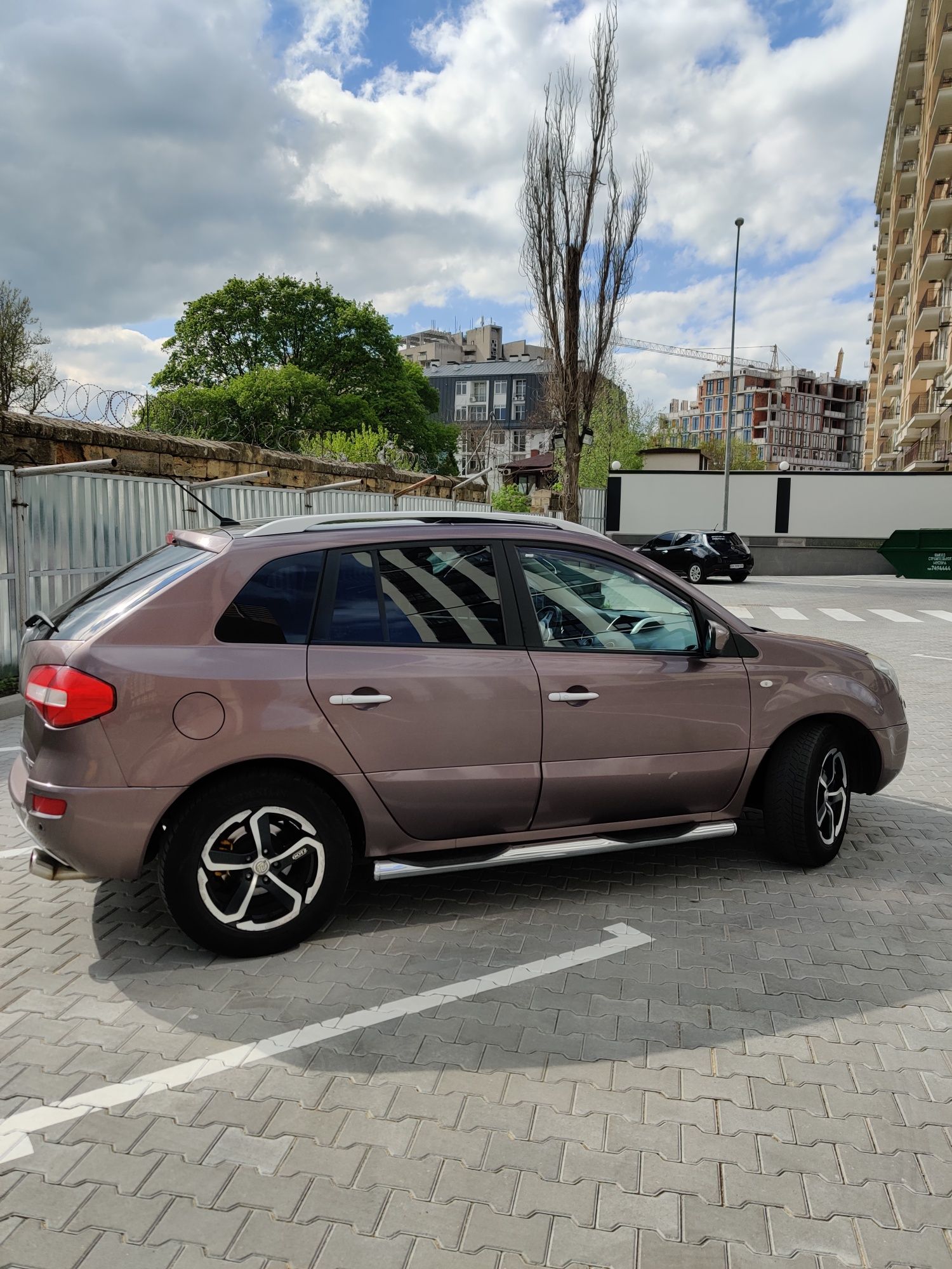 Renault KOLEOS 2009 BOSE