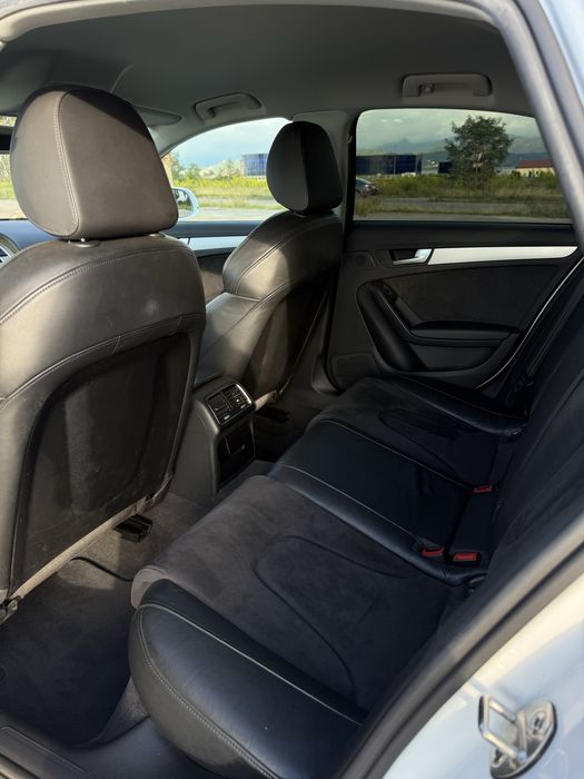 Продам Audi A4 2010