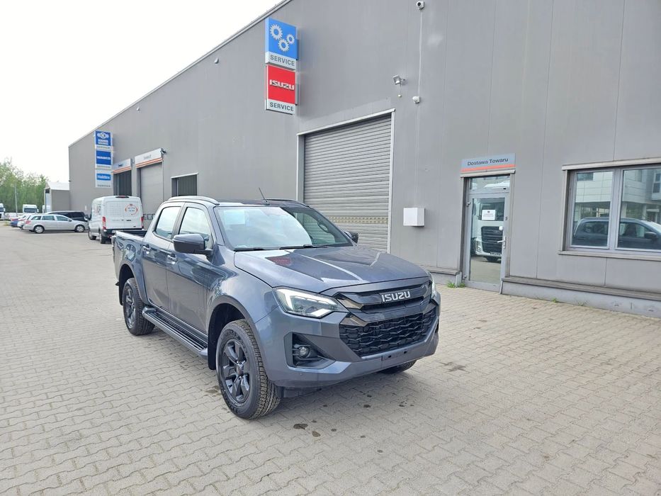 Isuzu D-Max Nowy model 2025 rocznik okazja różne kolory