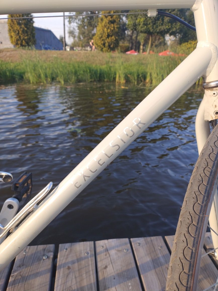 Rower miejski w stanie idealnym.