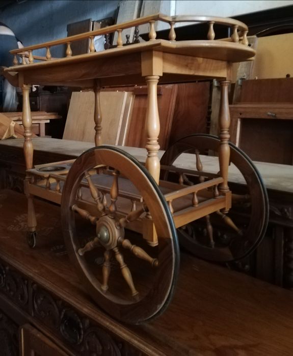 Vendo Conjunto de Móveis Diversos à Melhor Oferta