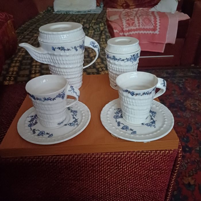 Сервиз кофейный.