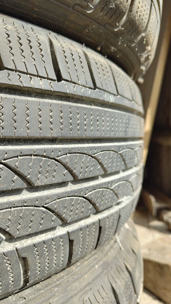 Opony Imperial Snowdragon 3 215/60/R17 96H suv