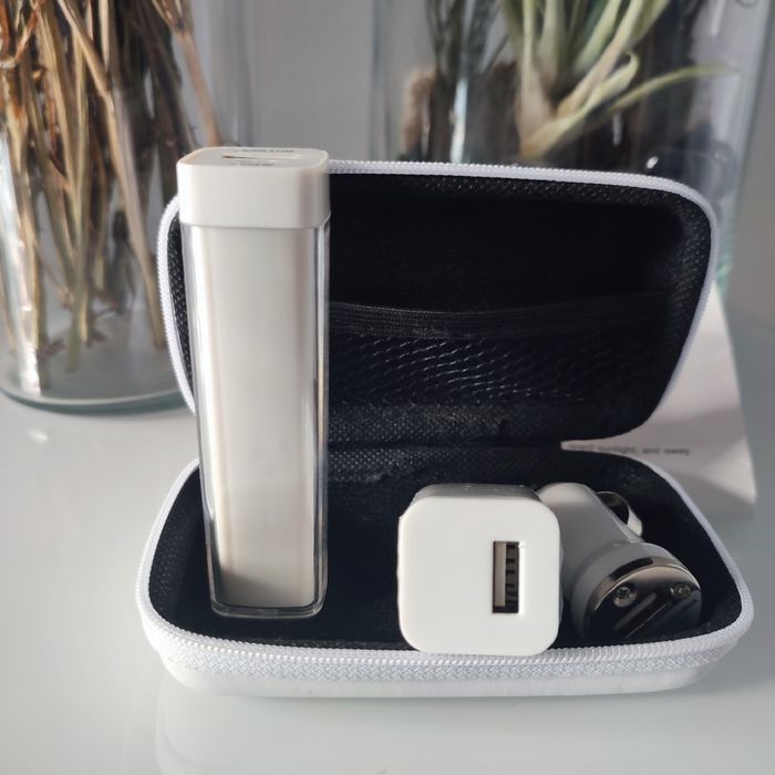 Zestaw do ładowania USB – powerbank, ładowarka samochodowa i sieciowa