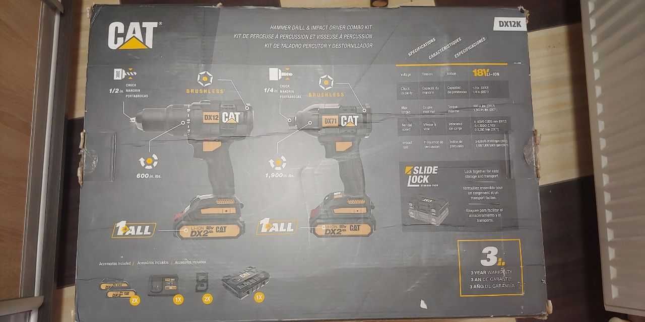 Оригінальний набір шуруповертів CAT DX12K