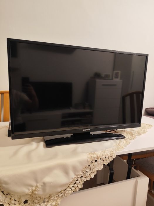 Telewizor LCD SHARP 39 cali, LC-39LD145V