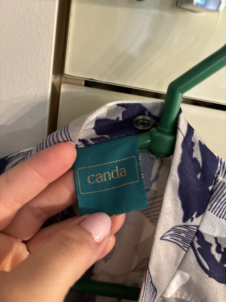 Przepiękna bluzka w kwiaty Canda C&A