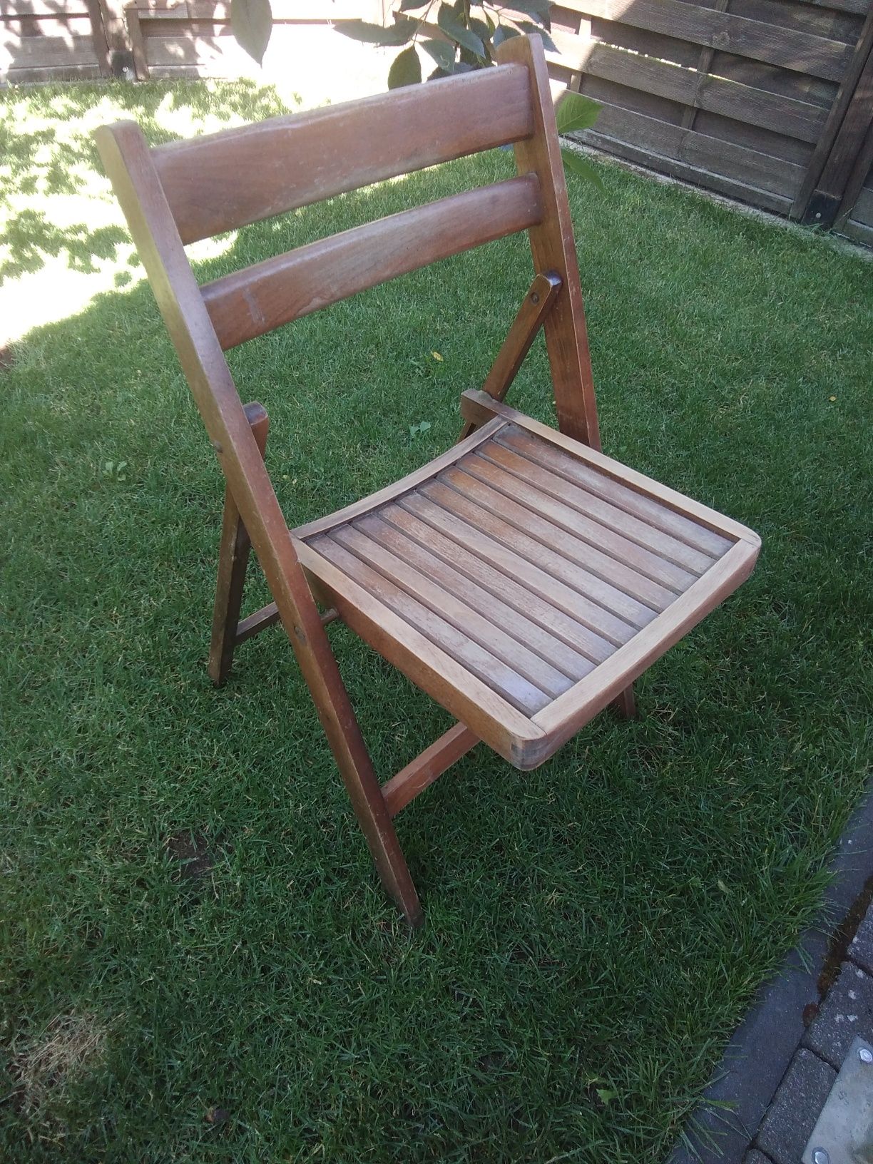 Stolik + krzesło . Na taras-balkon