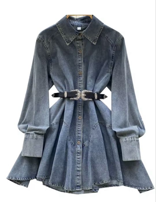 Джинсова сукня з ремінцем