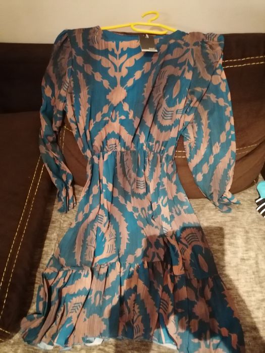 Sukienka brązowa we wzory nowa