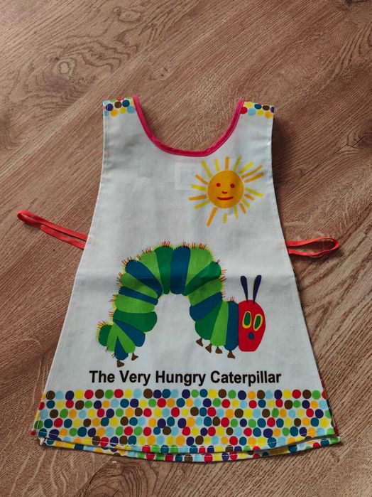Fartuszek dziecięcy  The very hungry Caterpillar Eric Carle