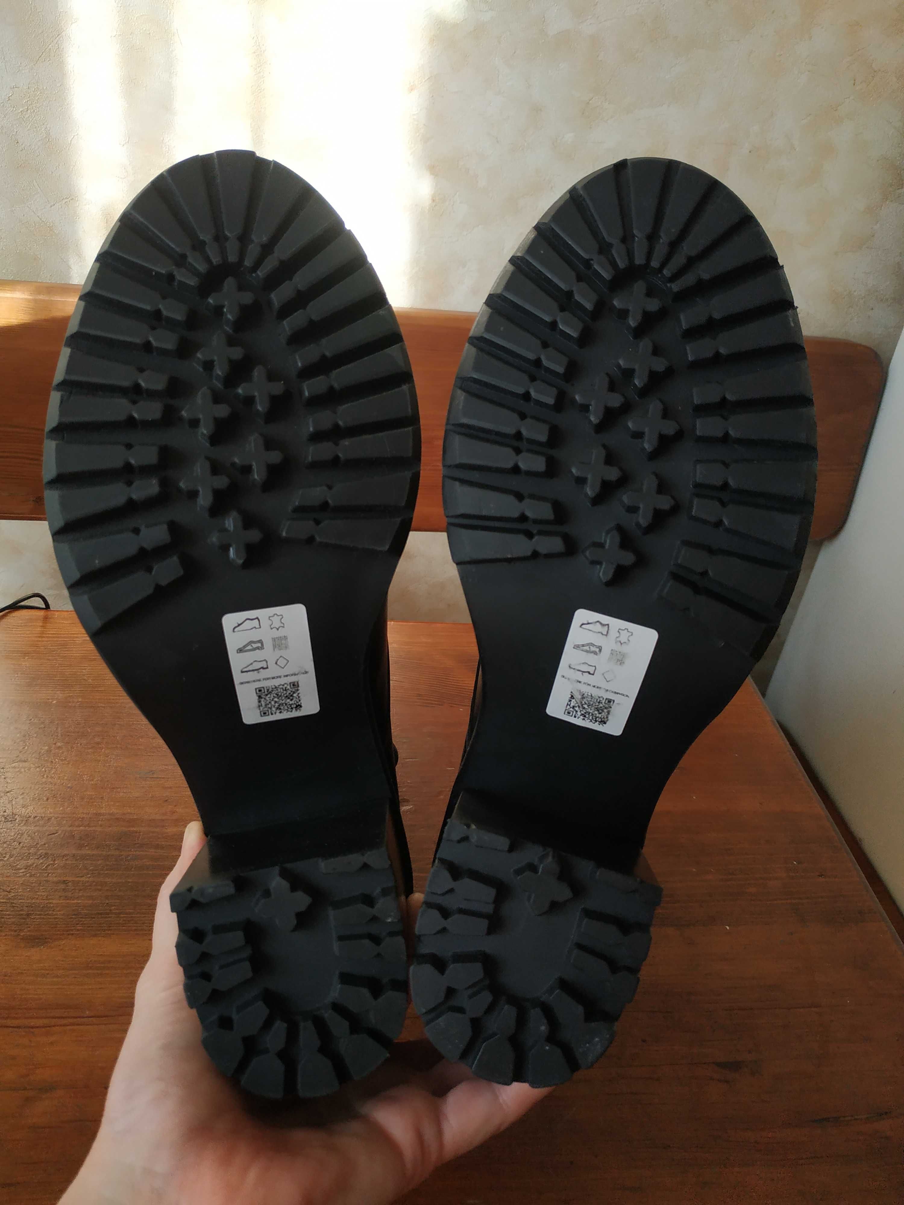 Женские массивные черные кожаные ботинки на шнуровке Asos 42р (27,5см)