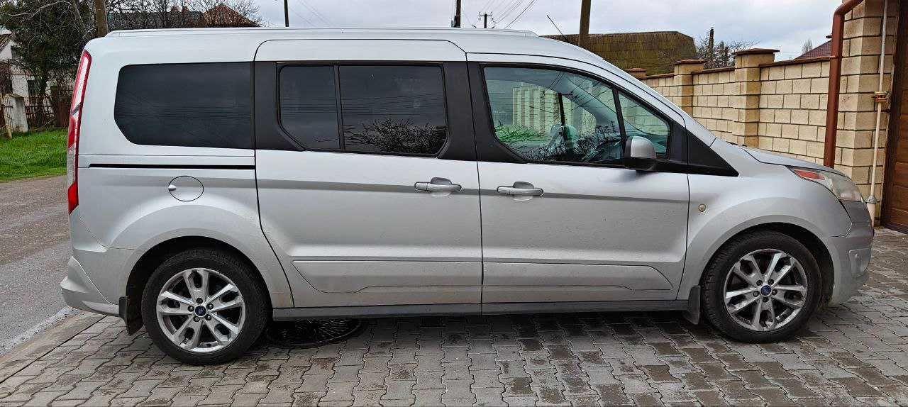 Ford Transit Connect Titanium