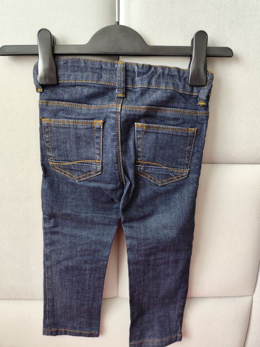 Spodnie jeansowe Reserved rozm. 92