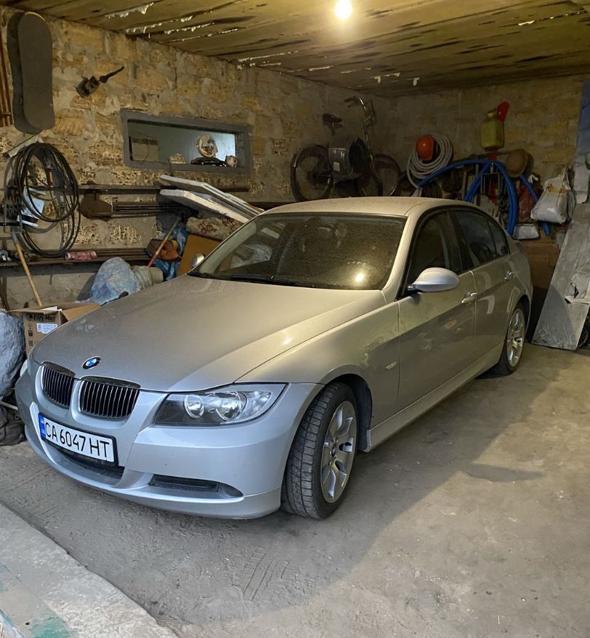 BMW 318i 2007 рік