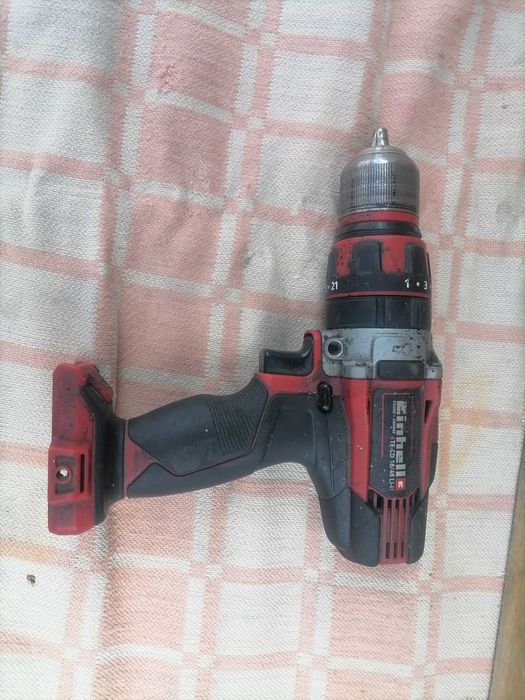 Аккумуляторна болгарка einhell