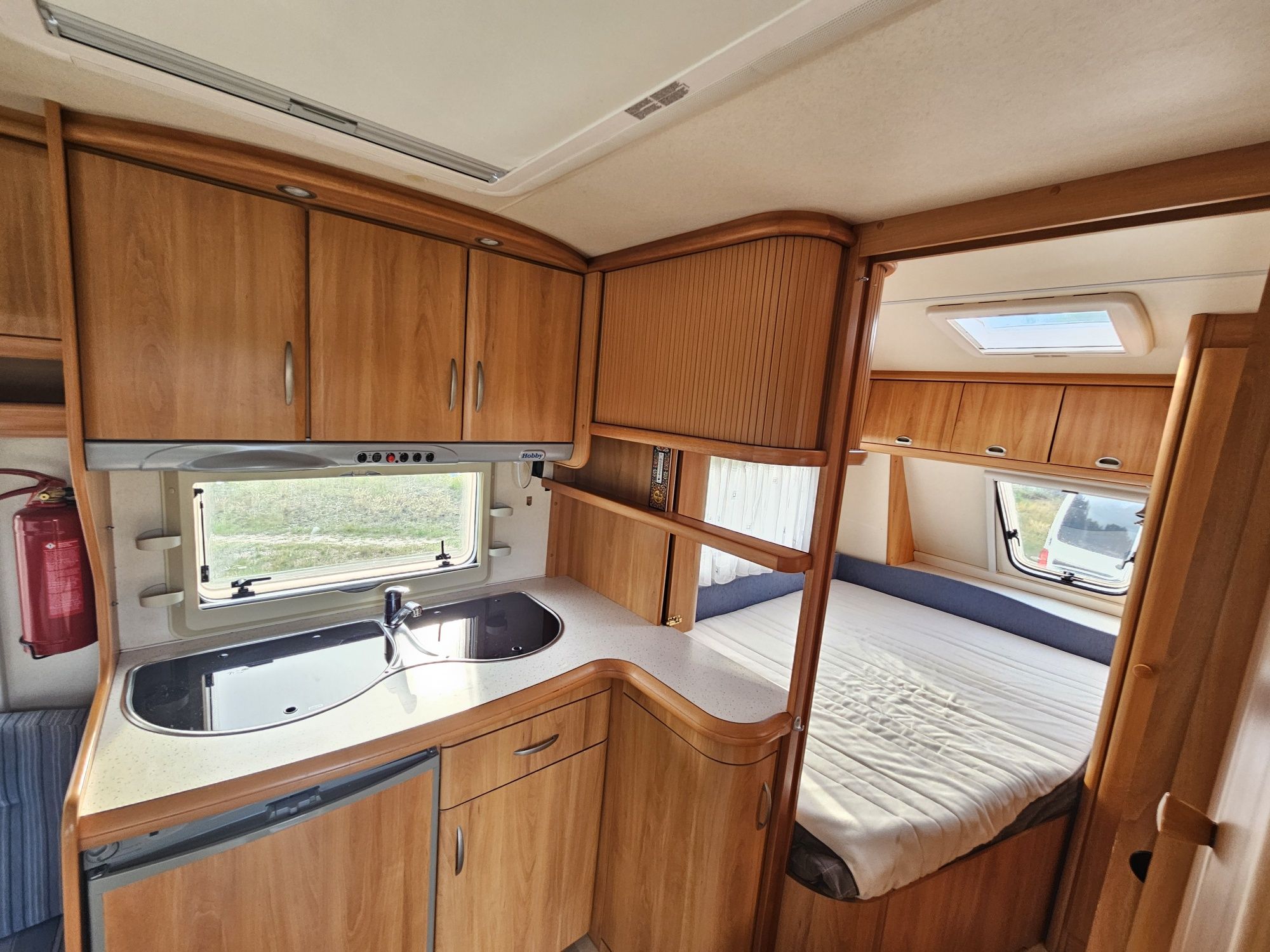 Przyczepa kempingowa Hobby De Luxe z 2006r 1350Dmc