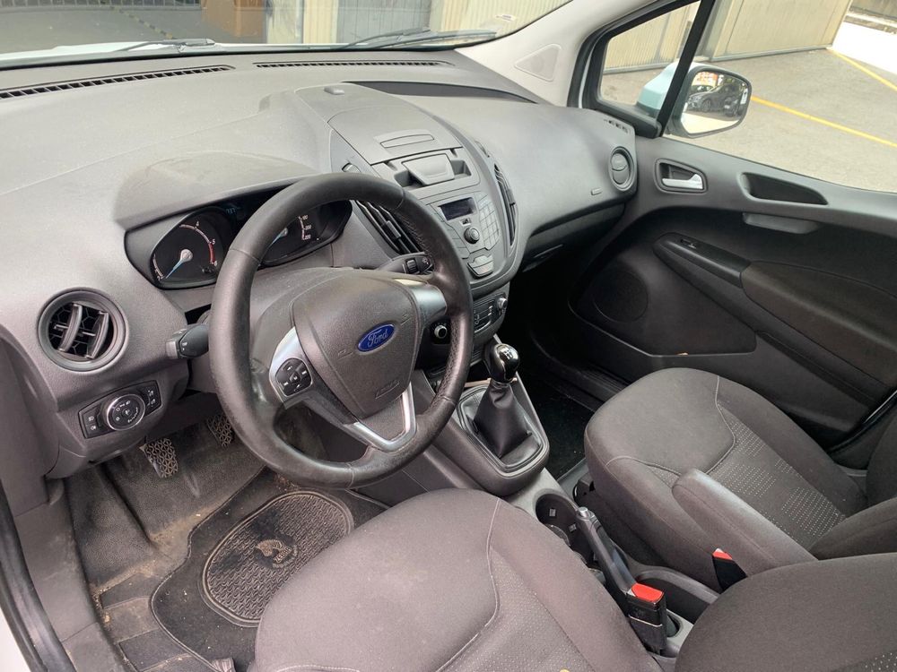 Ford Transit Courier