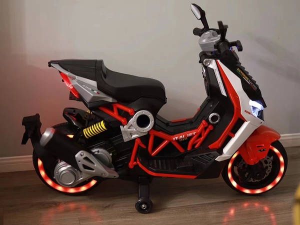 Дитячий електромотоцикл Скутер  Extreme зі шкіряним сидінням