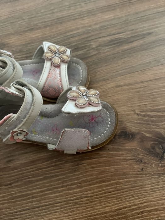 Босоніжки 28 розмір