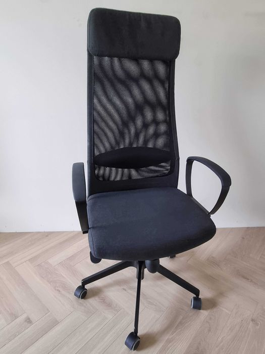 Fotel Ikea Markus rozmiar średni.