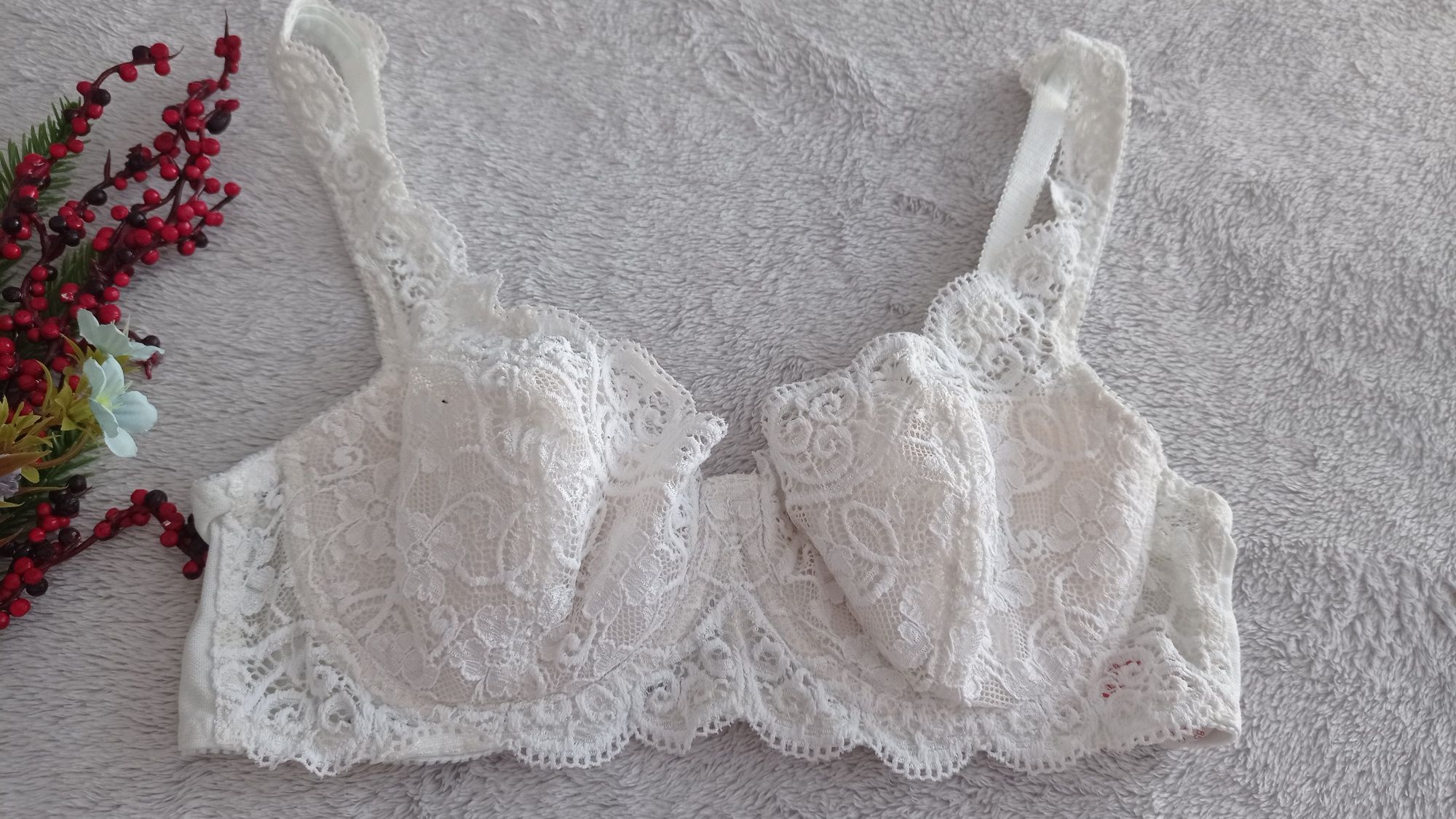 70 C Triumph stanik biustonosz lekko usztywniany