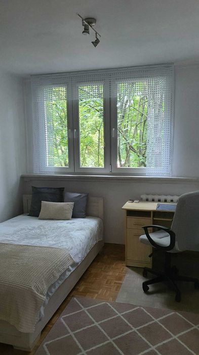 Pokój jednoosobowy obok placu Jana Pawła II. Pełna kwota