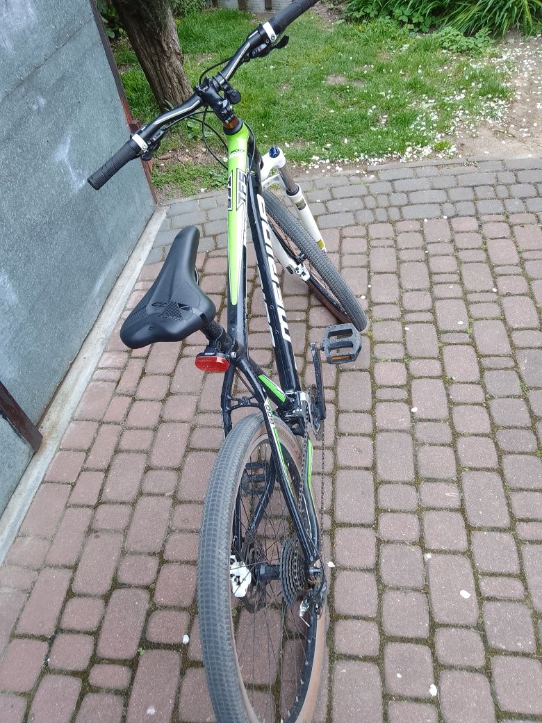 Merida TFS matts 800, koła 26"