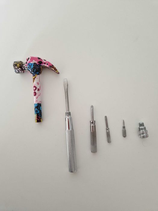 Martelo 5 em 1. Martelo Metal com Chaves de Fenda e Estrela