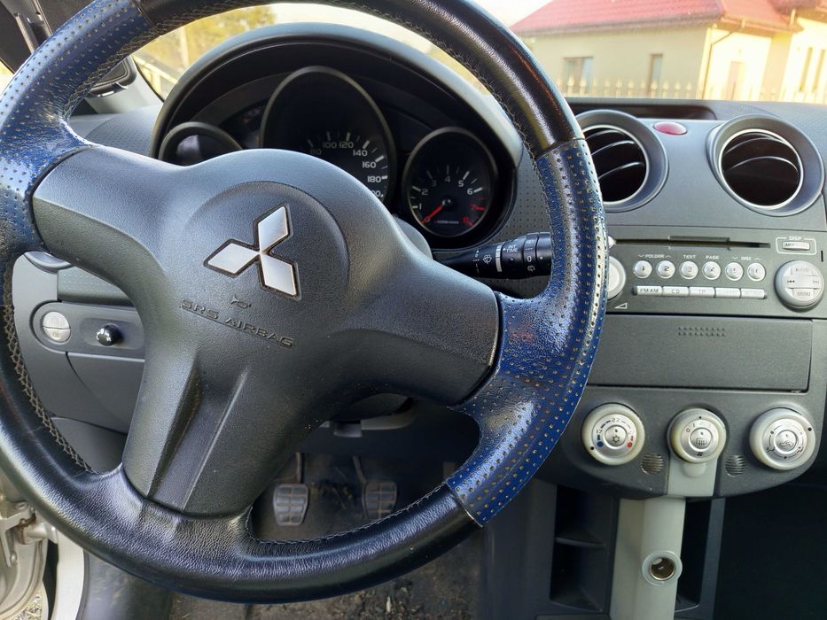Mitsubishi Colt 1.1 benzyna