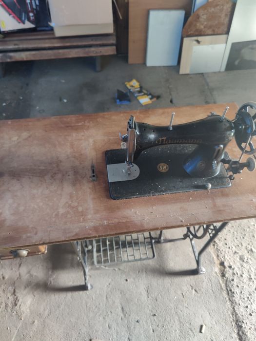 Maszyna do szycia komplet