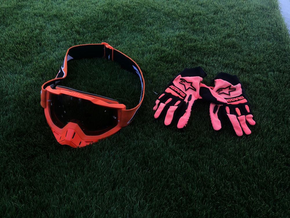 Equipamento de motocross FOX