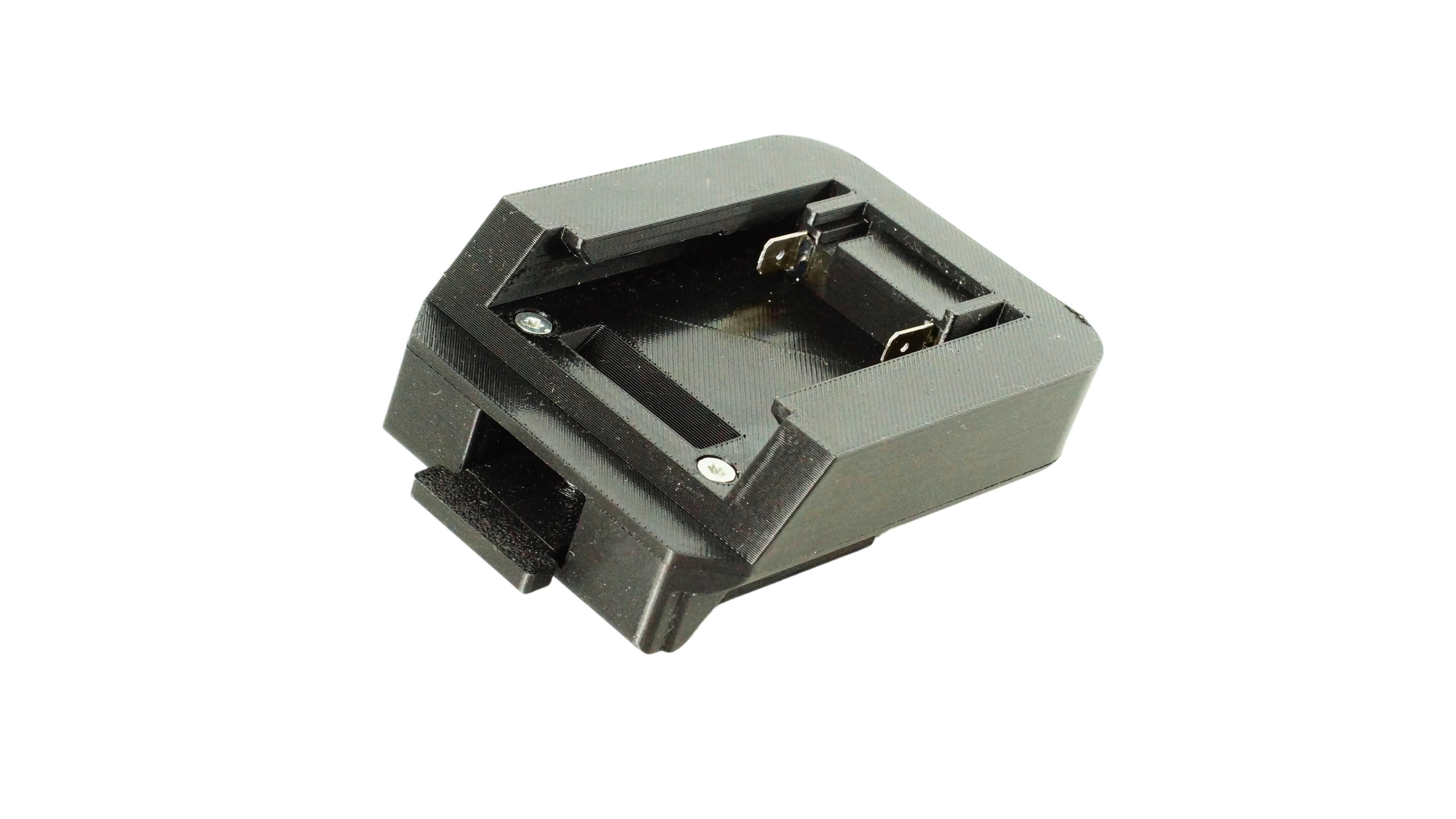 Adapter baterii Erbauer EXT 18V do narzędzi DeWalt XR 18 V