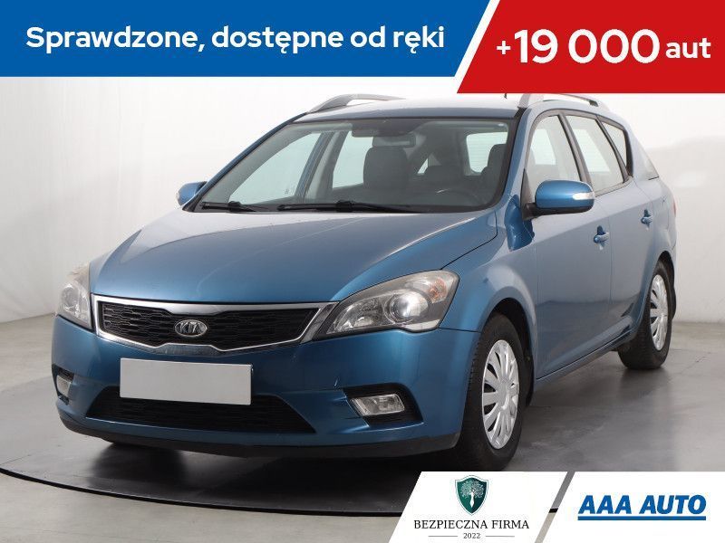 Kia Ceed 1.4 CVVT, Klimatronic, Podgrzewane siedzienia