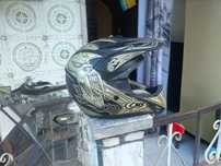 Vendo capacete da cross