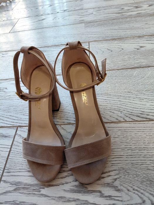 Босоніжки, нові, екошкіра