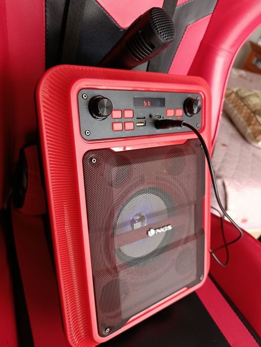 Coluna portátil 20W compatível com tecnología Bluetooth + microfone