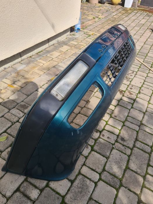 Передній бампер Audi 80 B4 Передний бампер Ауді 80 Б4