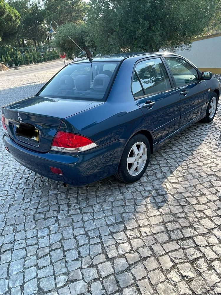 Mitsubishi Lancer VII 1.6i Confort (em excelente estado)