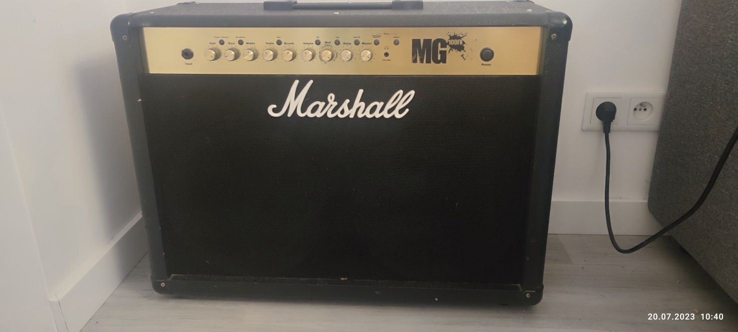 Wzmacniacz gitarowy Marshall MG100FX