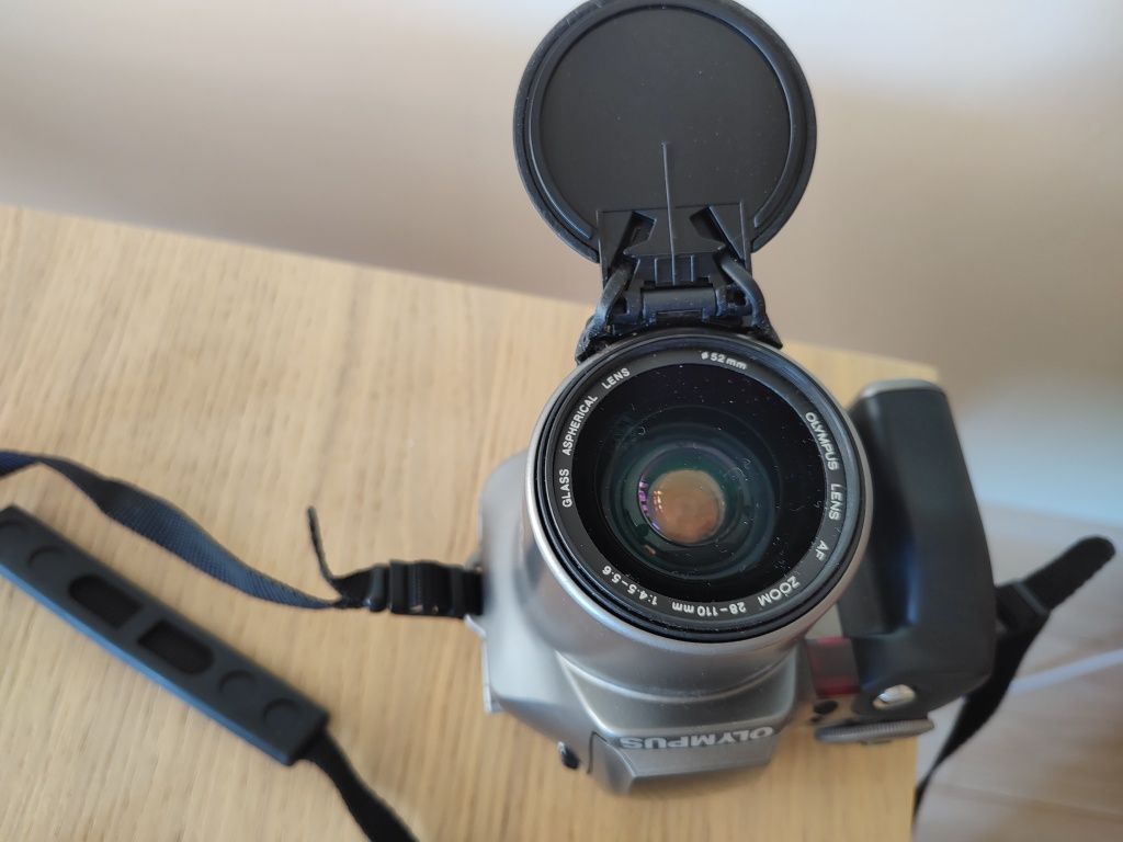 OLIMPUS IS-300 aparat fotograficzny analogowy