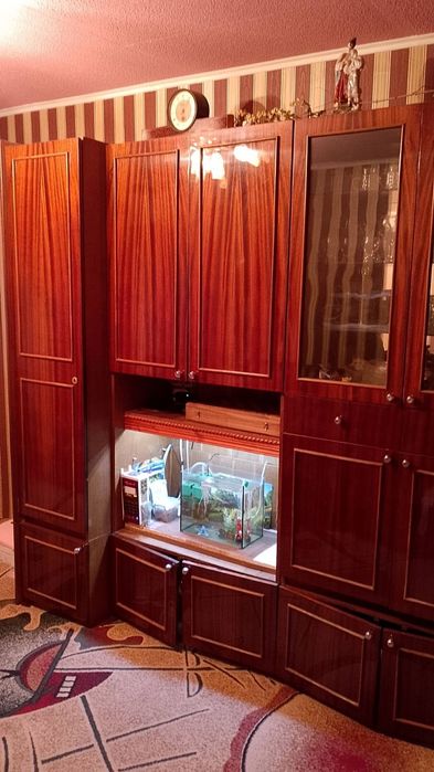 Продам стенку б/у