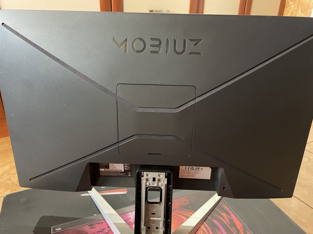 Игровой монитор 23.8 Benq mobiuz 165 hz